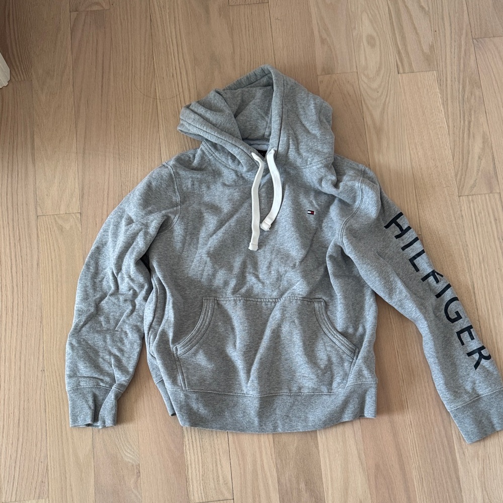 Tommy Hilfiger Heather Gray Logo Hoodie